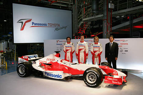 Smil chefen er med
(Foto: Toyota-F1-Media)